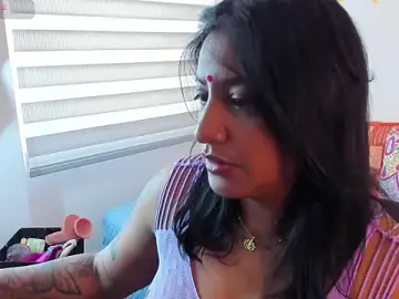 Stripchat Best live sex cam show of LadyNahir
