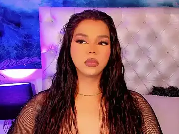 Stripchat Live Sex Cam of Keira_Fox31