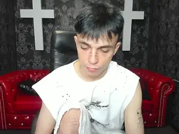 Stripchat Sex Cam of ClarkBev