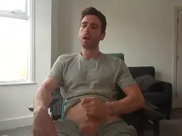 Stripchat Live Sex Cam of frenchbdmaninlondon