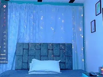 Stripchat Watch Live Sex Cams of NicolasTorrez