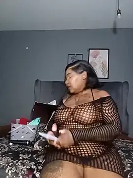 Stripchat Sex Cam of RealMsPEARLsEXY69