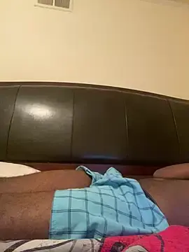 Stripchat Free Porn Cam of ThickDic28
