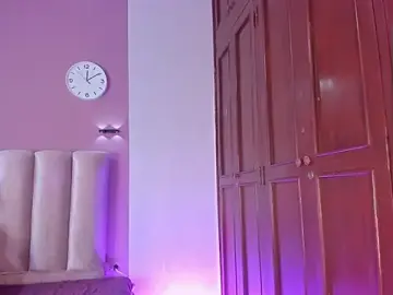Stripchat Watch Live Sex Cams of ORIANNA_21