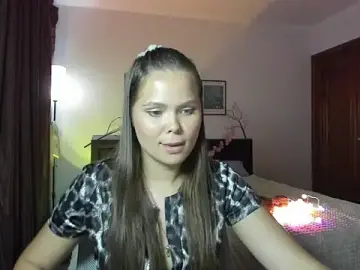 Stripchat Best live sex cam show of Kira_love_81