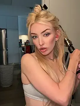 Stripchat Sex Cam of Verostar69