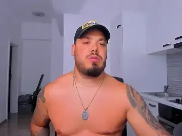 Stripchat Free Porn Cam of ZackMasterss