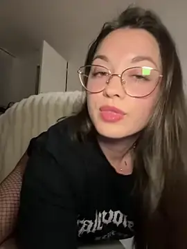 Stripchat Adult Webcam of liloush__