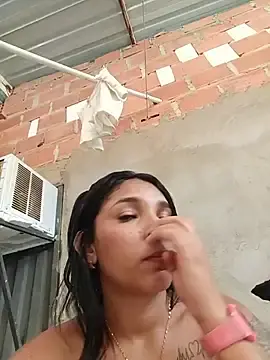 Stripchat Free Porn Cam of chikivivi-