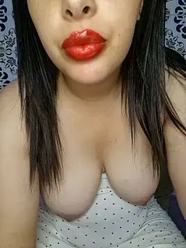 Stripchat Free Porn Cam of Miss-Soka