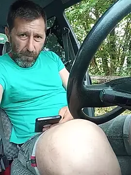 Stripchat Free Porn Cam of BZH45
