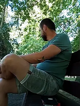 Stripchat Free Porn Cam of BZH45