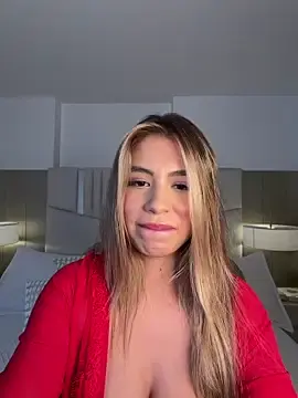 Stripchat Live Sex of _laura_02