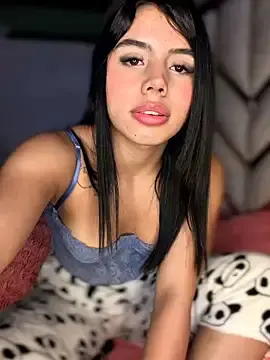 Stripchat Free Live Porn of Laura-Khalifa