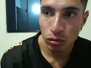 Stripchat Sex Cam of jack_pergurtson01