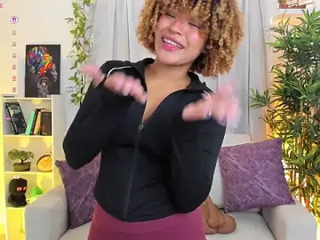 Stripchat Best live sex cam show of natty_romanof_18