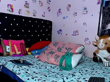 Stripchat Watch Live Sex Cams of ShantalTsFox