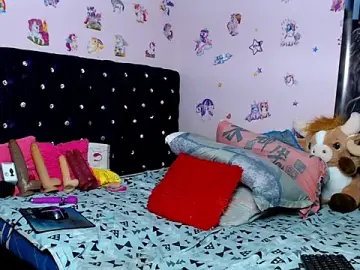 Stripchat Live Porn of ShantalTsFox