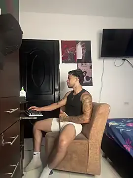 Stripchat Adult Webcams of Kenny_romano