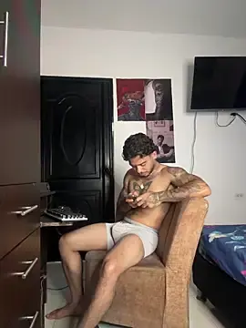 Stripchat Watch Live Sex Cams of Kenny_romano