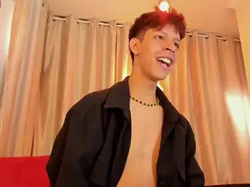Stripchat Best Webcam of Ethan_qop