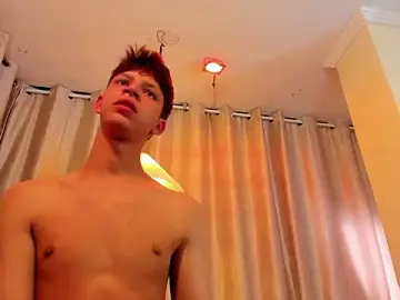 Stripchat Free Porn Cam of Ethan_qop