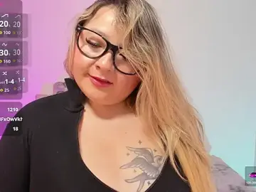 Stripchat Adult Webcam of Kharla_Marin