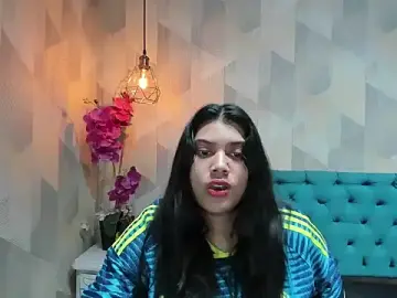 Stripchat Free Live Porn of LindaBreeS