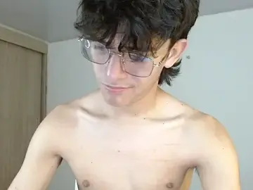 Stripchat Live Sex Cam of noah_millerx