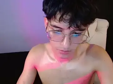 Stripchat Adult Webcams of noah_millerx