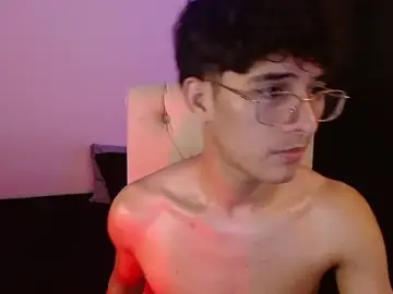 Stripchat Adult Webcam of noah_millerx