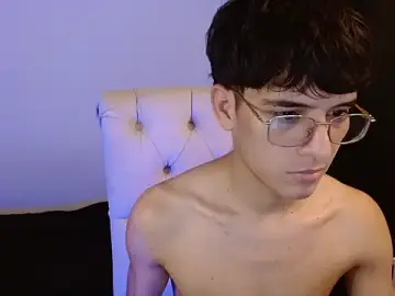 Stripchat Free Live Porn of noah_millerx
