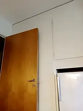 Stripchat Sex Cam of Hottie-Mom