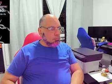 Stripchat Free Porn Cam of Oliverozz_