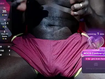 Stripchat Free Porn Cam of SirDaddylicious