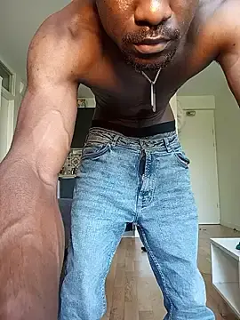 Stripchat Watch Live Sex Cams of Ndolet78
