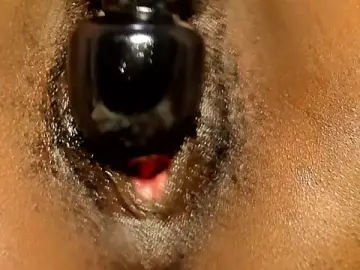 Stripchat Watch Live Sex Cams of ebony_valentina