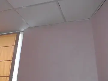 Stripchat Sex Cam of Ella_sweety