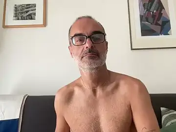 Stripchat Live Sex Cam of Milkywaymen