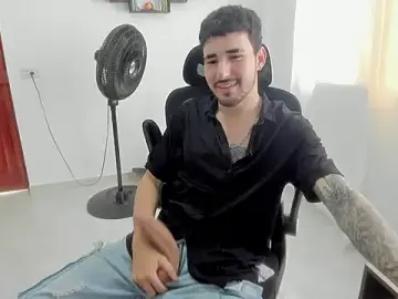 Stripchat Live Porn of DmitriSanders