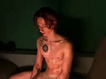 Stripchat Free Porn Cam of ares_pallini