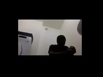 Stripchat Free Porn Cam of papoupinthishit