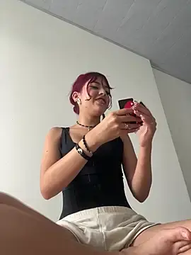 Stripchat Free Porn Cam of Lolly_Sweetxx