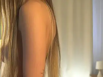 Stripchat Live Sex Cam of GeorginaCurvin
