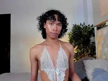 Stripchat Live Sex Cam of Im_FelixHunter