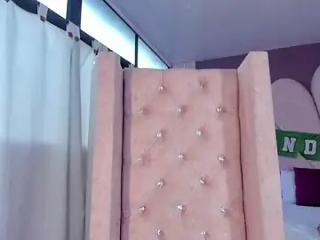Stripchat Live Porn of PaulinaDuarte
