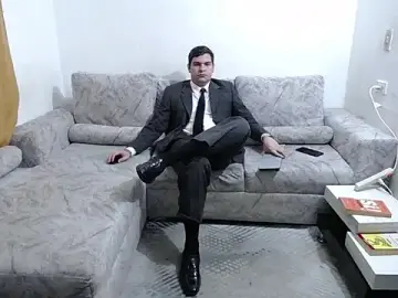 Stripchat Sex Cam of Victor_Maitland