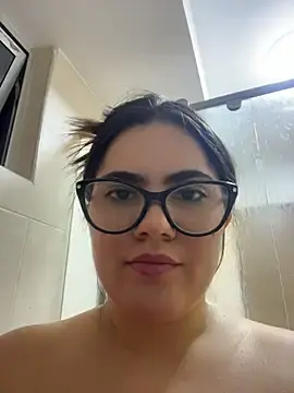 Stripchat Sex Cam of Valenhill@xh