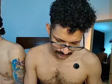 Stripchat Sex Cam of Benjamin_show
