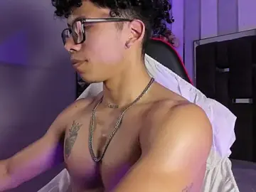 Stripchat Live Porn of AkazaBoy_